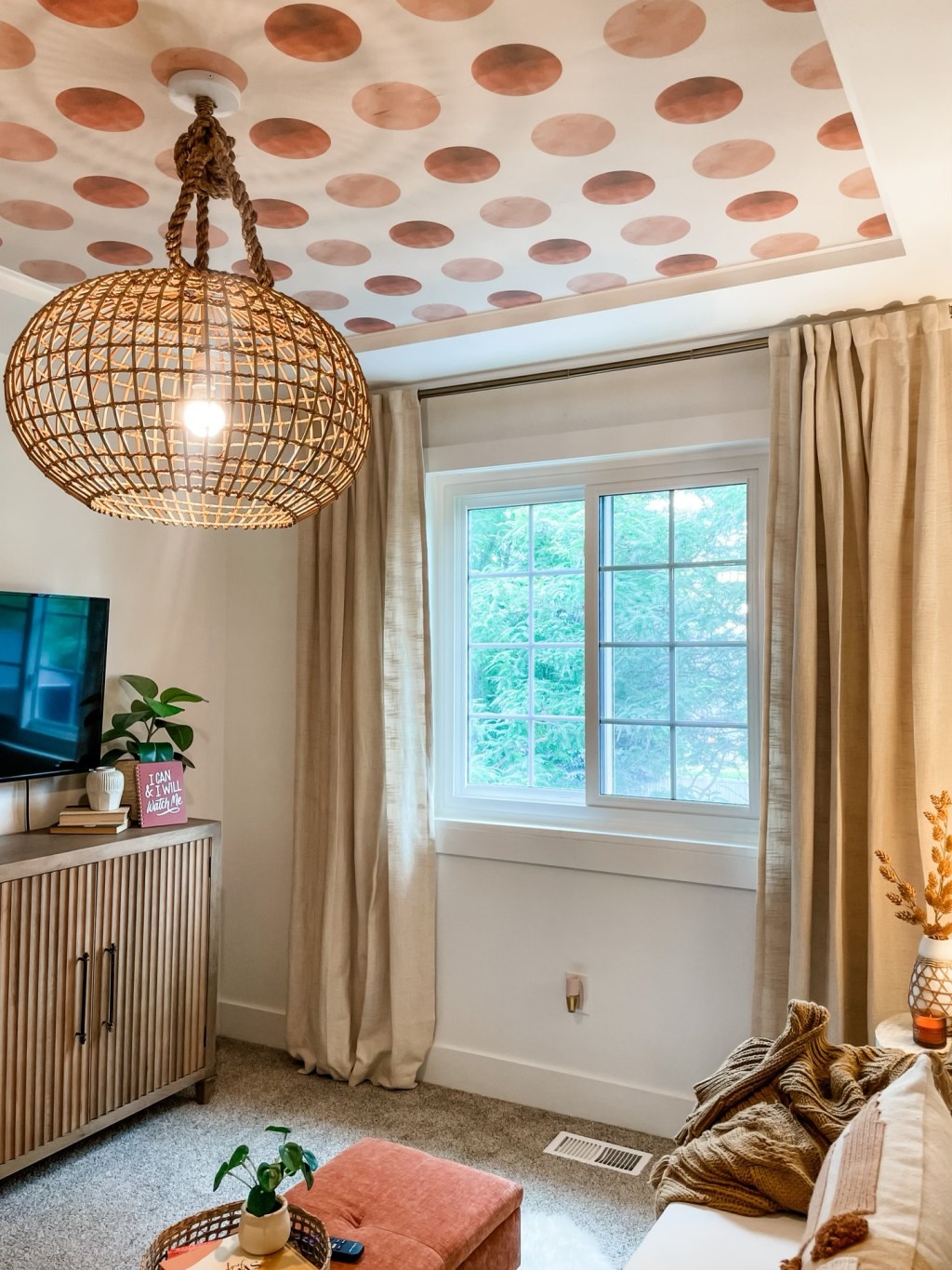 The Perfect Wallpaper Lines Hack: Using Painter’s&nbsp;Tape