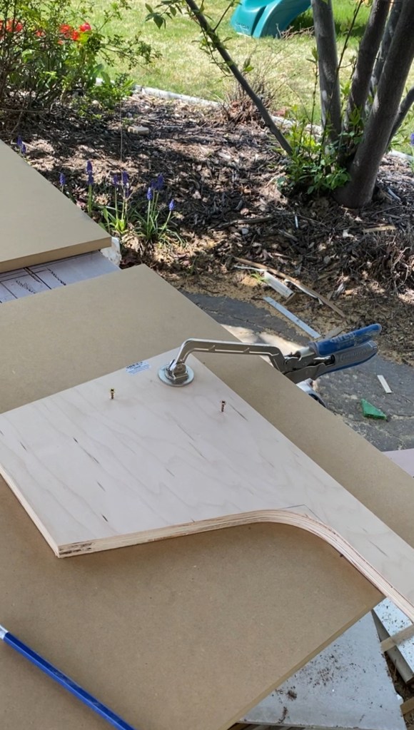 Template for the arch face