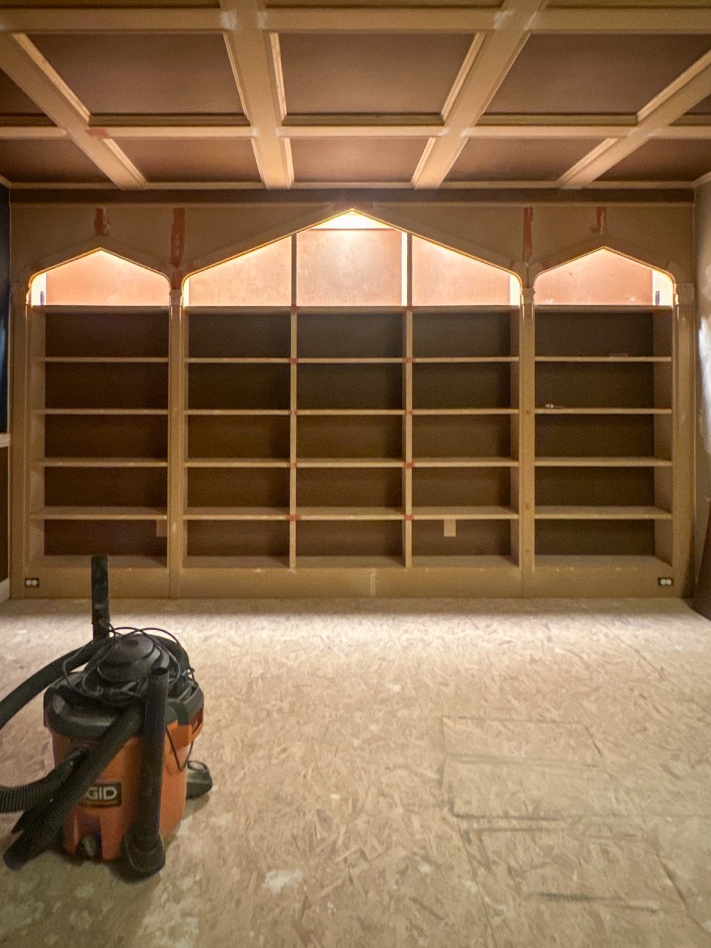 The Great Primer Debate: Dark vs. White Primer on Built-in&nbsp;Bookshelves